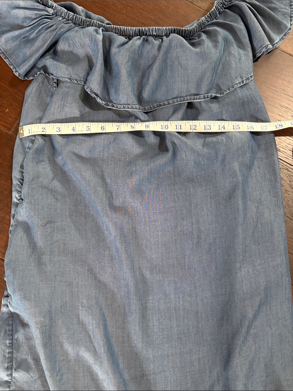 Tommy Bahama Light Blue Off-Shoulder Chambray Dress size large - Picture 3 of 5
